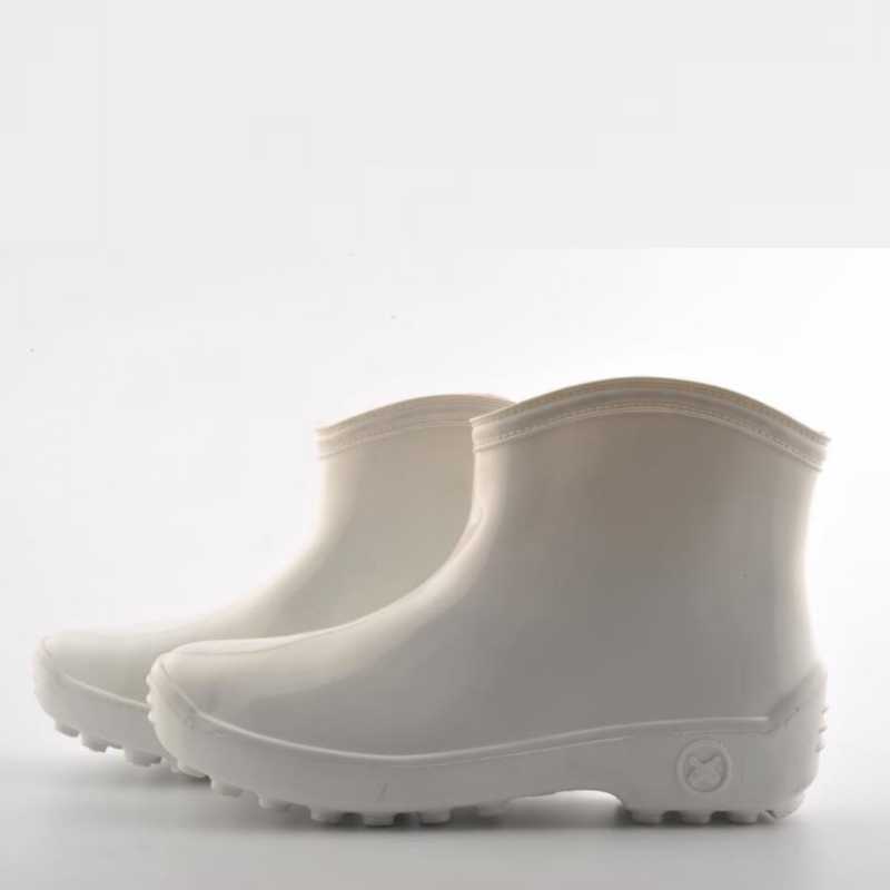 white rubber boots bowling 1